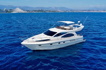 2004 Azimut 46