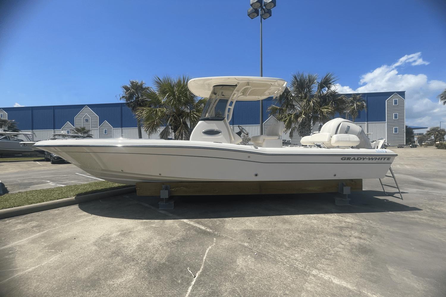 2025 Grady-White 251 Coastal Explorer