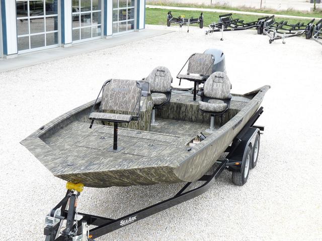 SeaArk Shadow 20