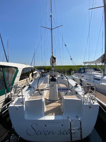 Hanse 370
