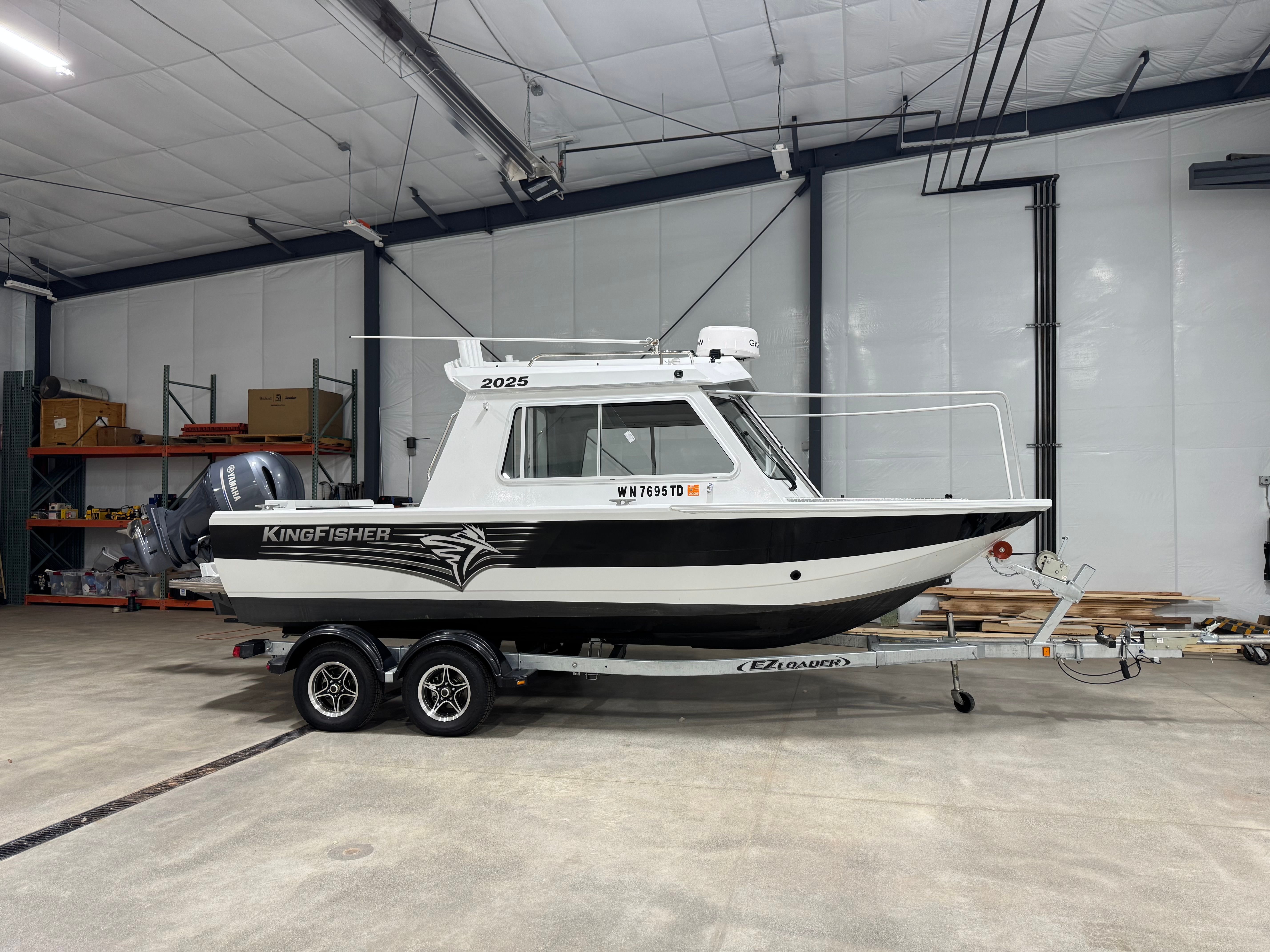 2023 KingFisher 2025 Escape HT