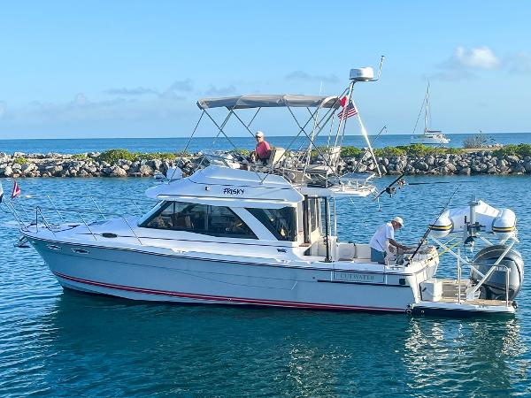 2022 Cutwater C-32 CB
