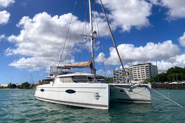2014 Fountaine Pajot Helia 44