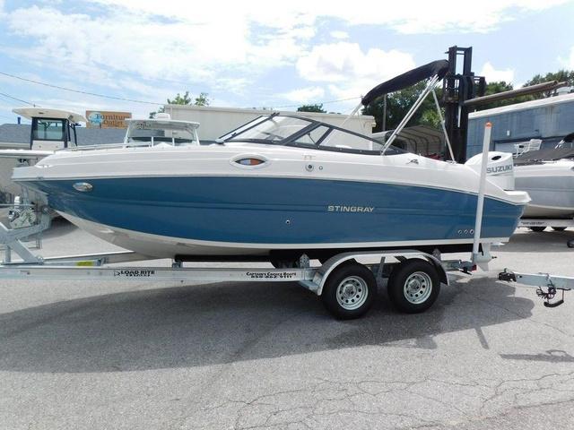 2024 Stingray 211DC
