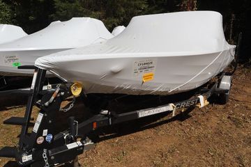2026 Crestliner 1850 Fish Hawk WT JS Raptor Edition