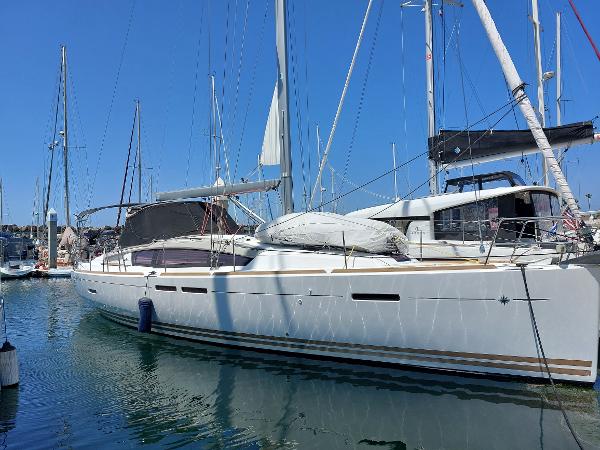 2013 Jeanneau Sun Odyssey 44 DS