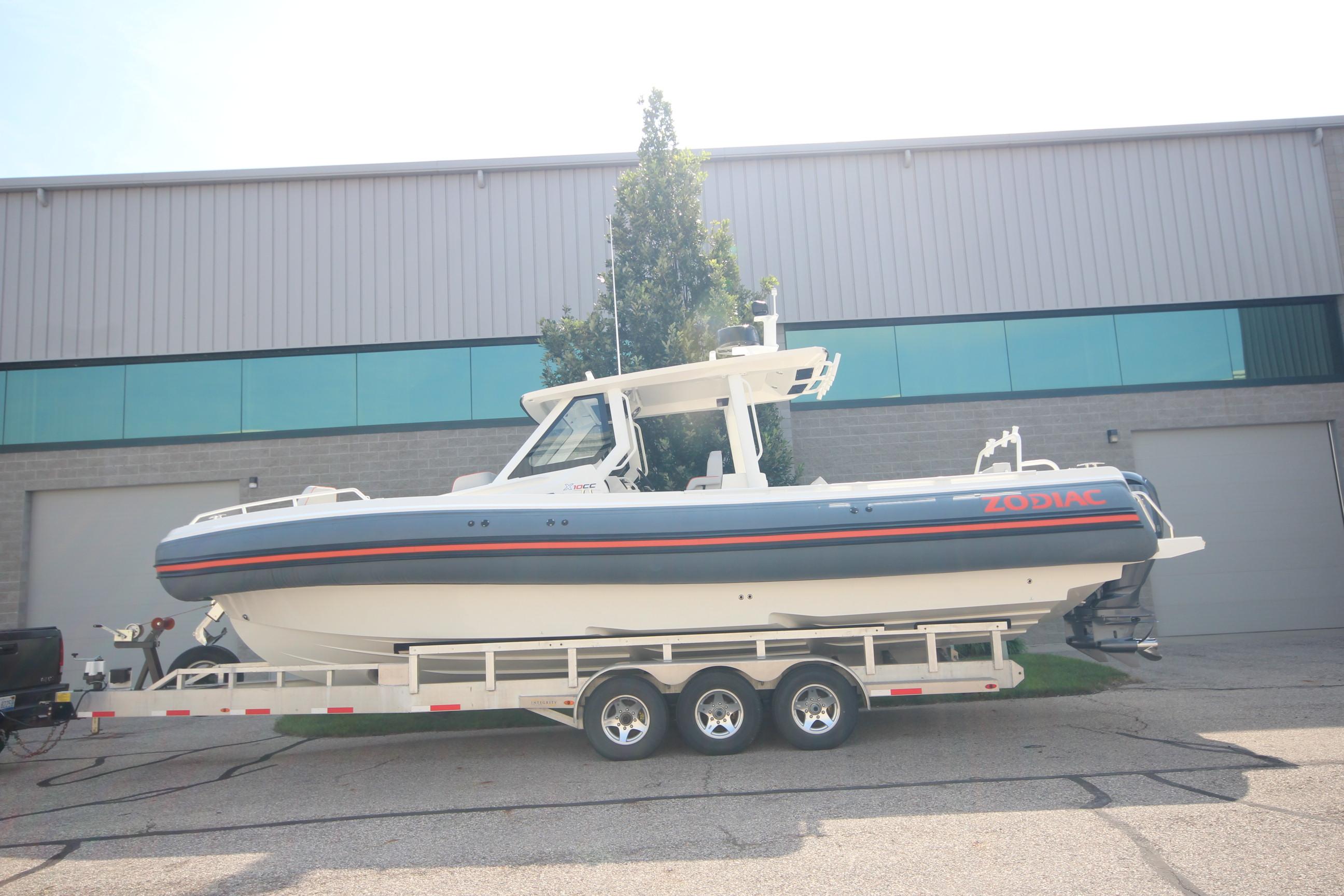 2026 Zodiac X10CC Twin Yamaha F350XSA's w/Joystick