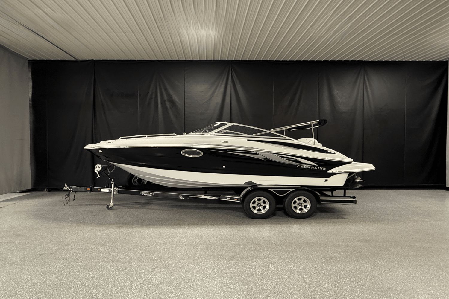 2008 Crownline 220