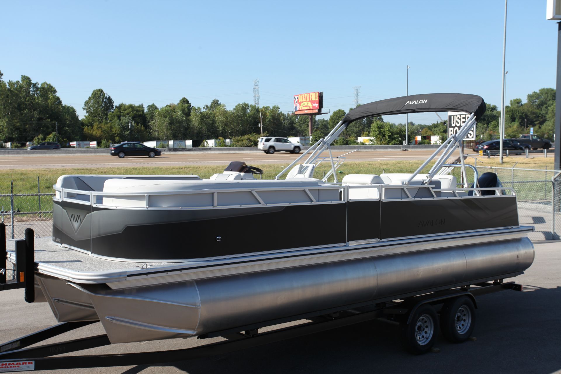 2026 Avalon Venture SP 2585