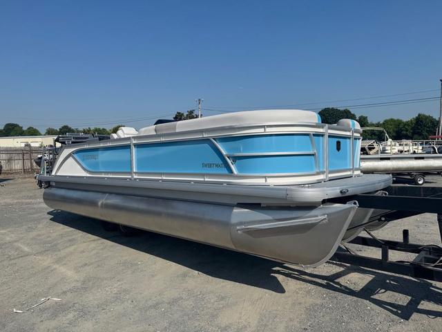 2026 Godfrey Sweetwater 2286 SFL Tritoon - Yamaha 150