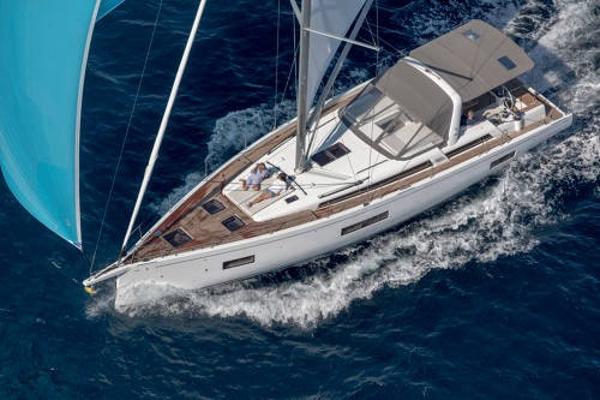 2026 Beneteau Oceanis Yacht 54