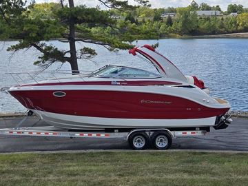 2023 Crownline 270 CR