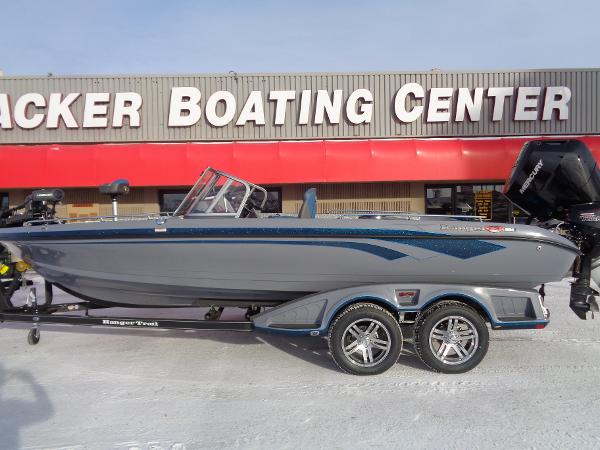 Ranger 621FS Cup Equipped 2025 Ranger 621FS Cup Equipped boat at Tracker Boating Center.