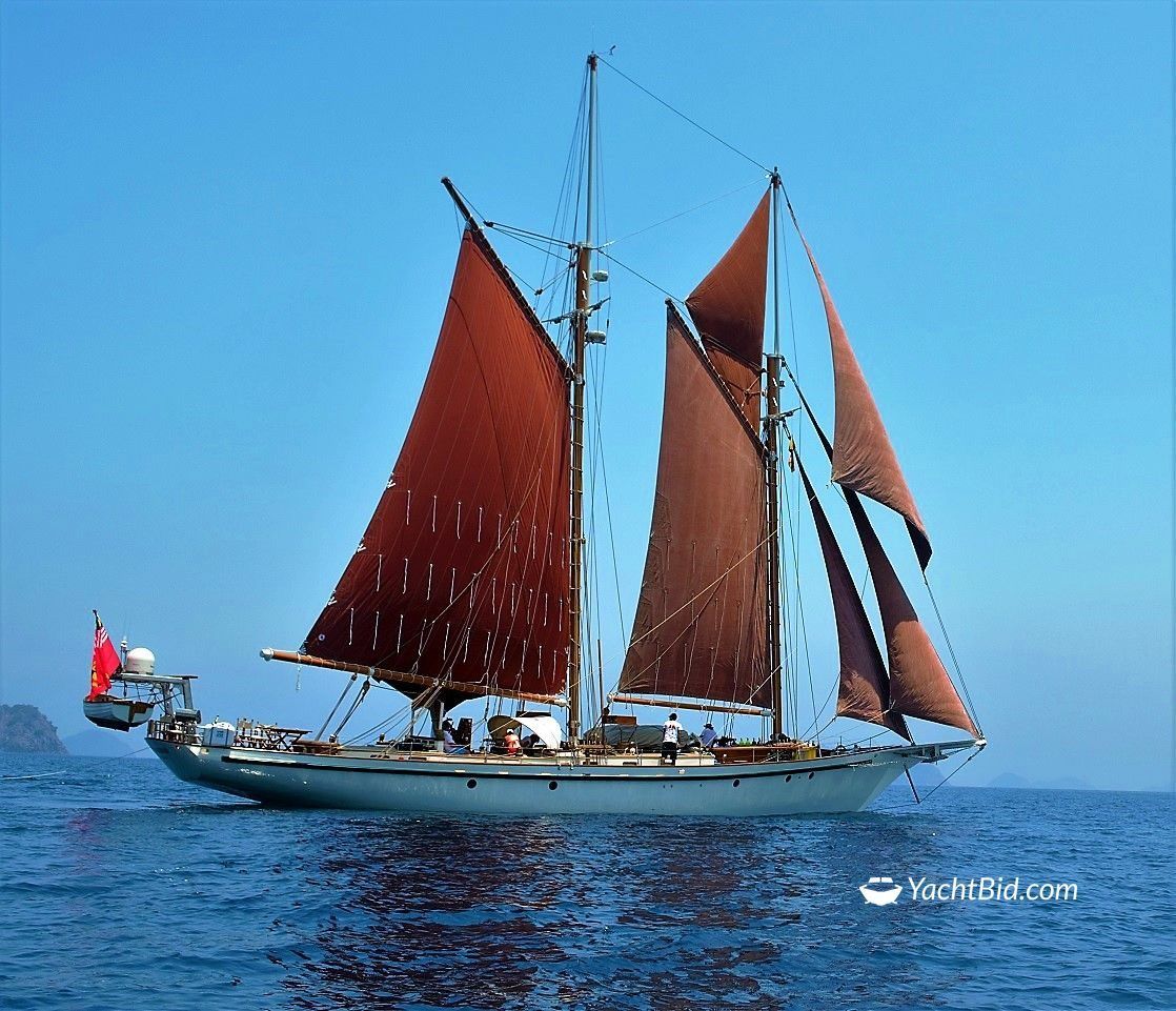 1990 SY Schooner 30 M