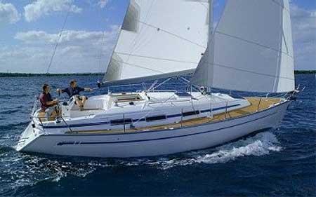 Bavaria 33 Bavaria 32