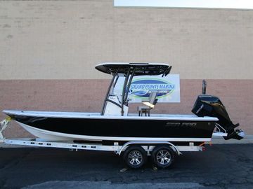 2025 Sea Pro 230 Bay