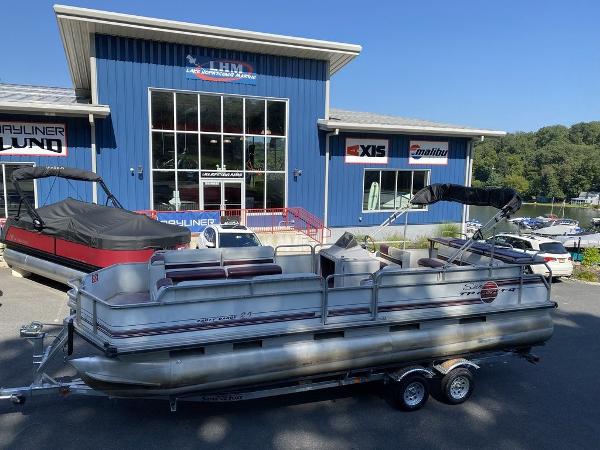 1994 Sun Tracker Party Barge 24