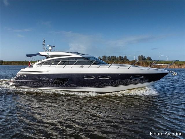2015 Princess V52