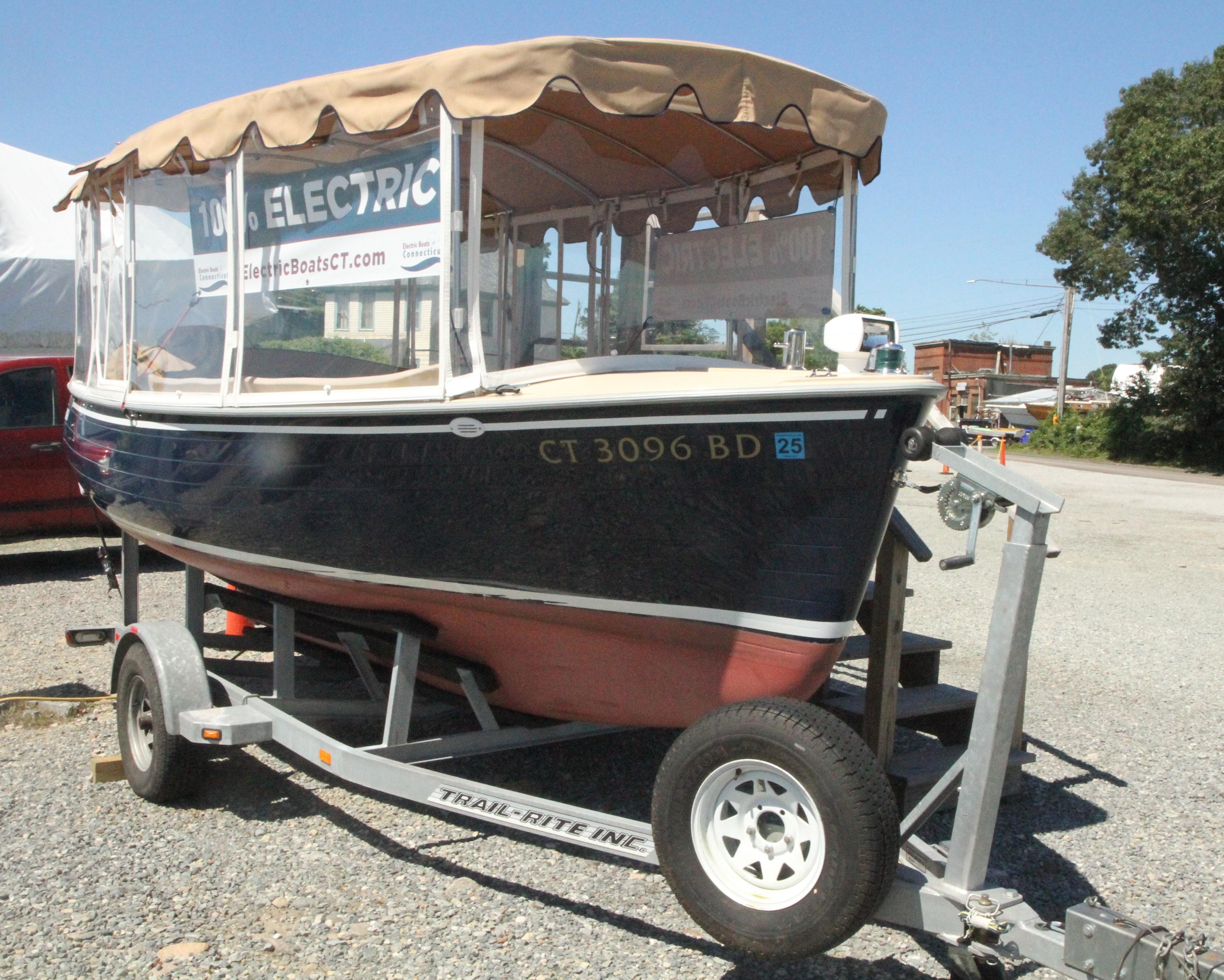 2008 Duffy Snug Harbor 18