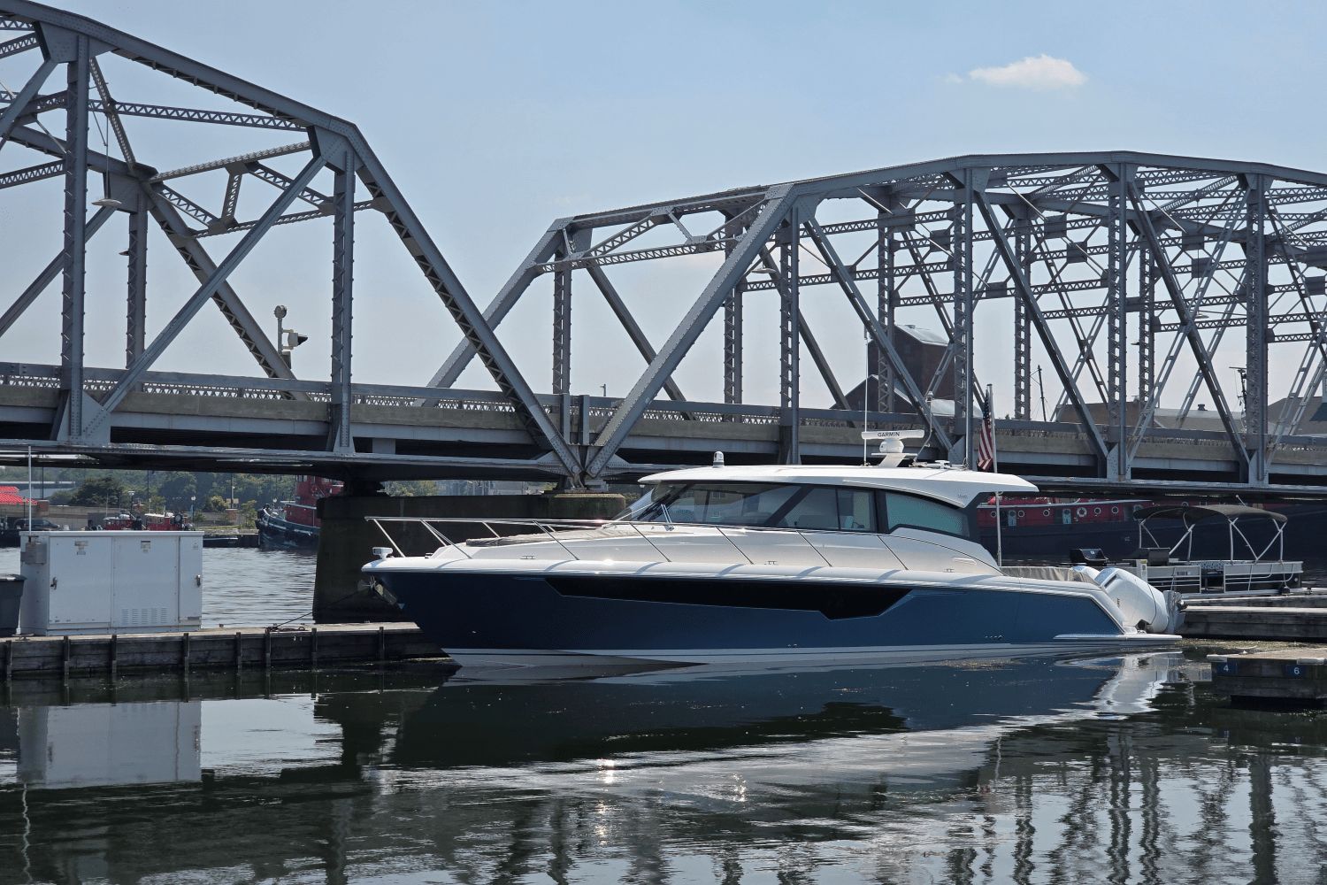 2026 Tiara Yachts 48LE