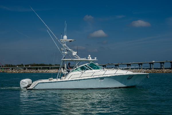 2012 SeaVee 43 Express