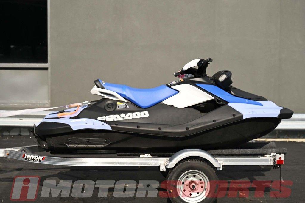 Sea-Doo Spark for 2 Rotax 900 ACE - 90 CONV with IBR and Audio