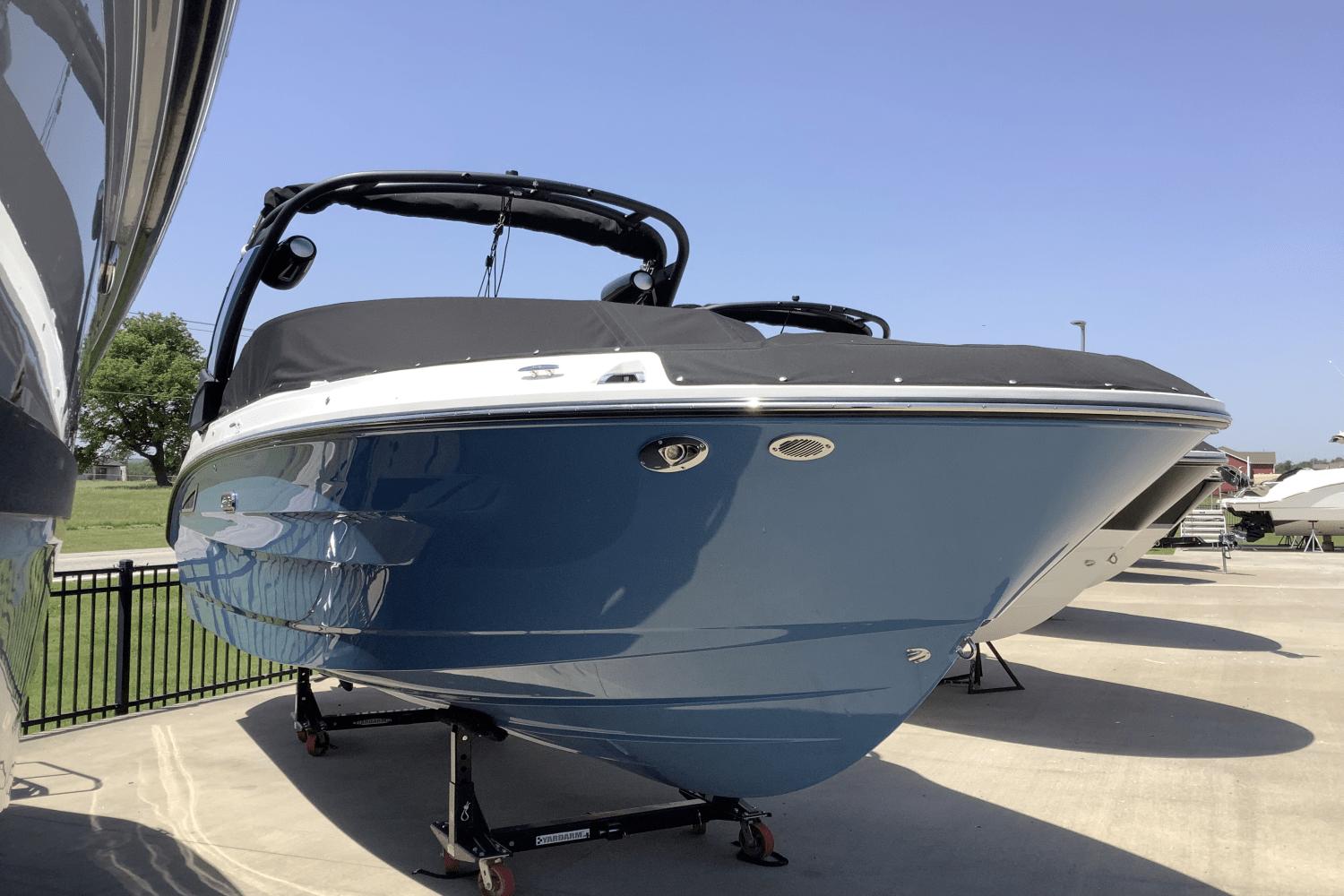 Sea Ray SDX 250 Surf