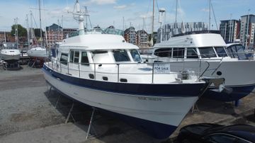 2003 Hardy Commodore 42