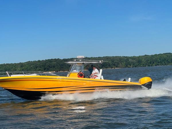 2004 Fountain 38 Sportfish CC