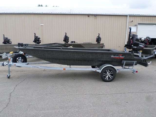 2025 Gator-tail Savage 1750 Mid Deck