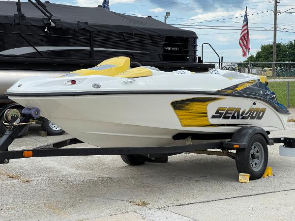 Sea-Doo Sport Boats 150 Speedster - 215