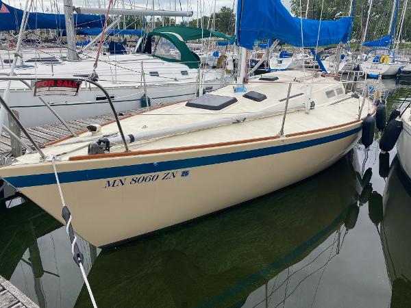 1979 J Boats J/30