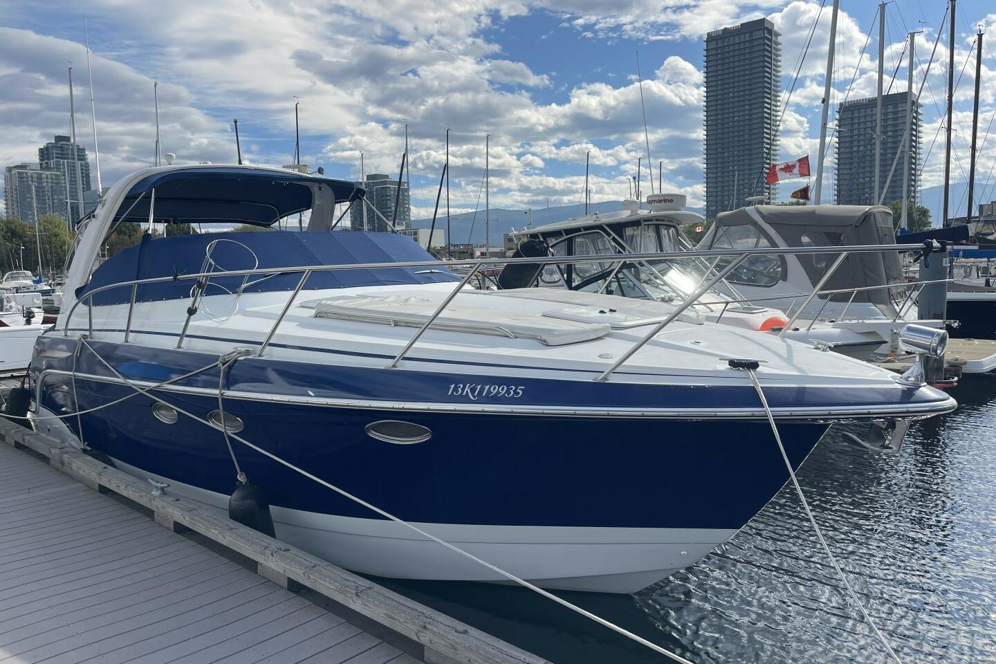 2006 Formula 31 Performance Cruiser