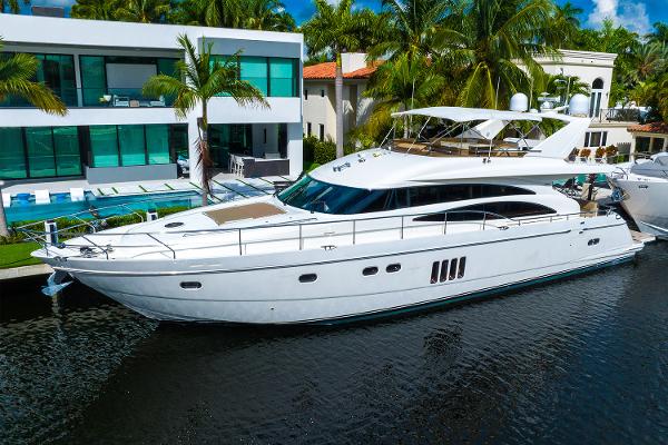 Viking Sport Cruisers 70 Motor Yacht