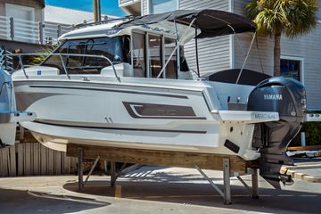 2023 Jeanneau NC Weekender 795 Series 2