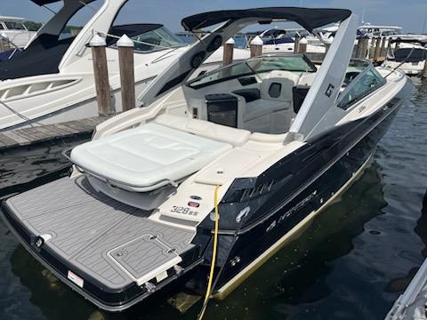 2011 Monterey 328 SS Axius