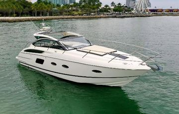 2016 Princess V39