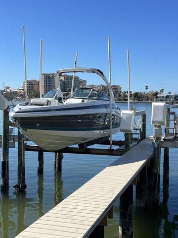 2025 Crownline 270 XSS