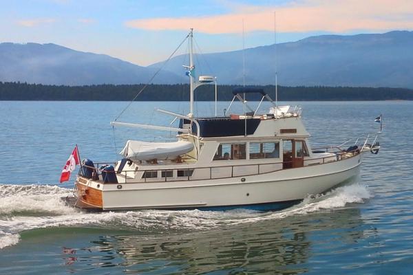 Grand Banks Classic