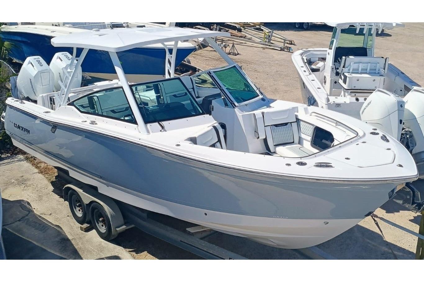 Blackfin 302 DC