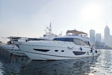 2016 Princess S72