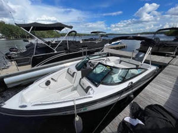 Monterey 197 BR Blackfin 2017 Monterey 197 BR Blackfin boat docked at a marina on a sunny day.