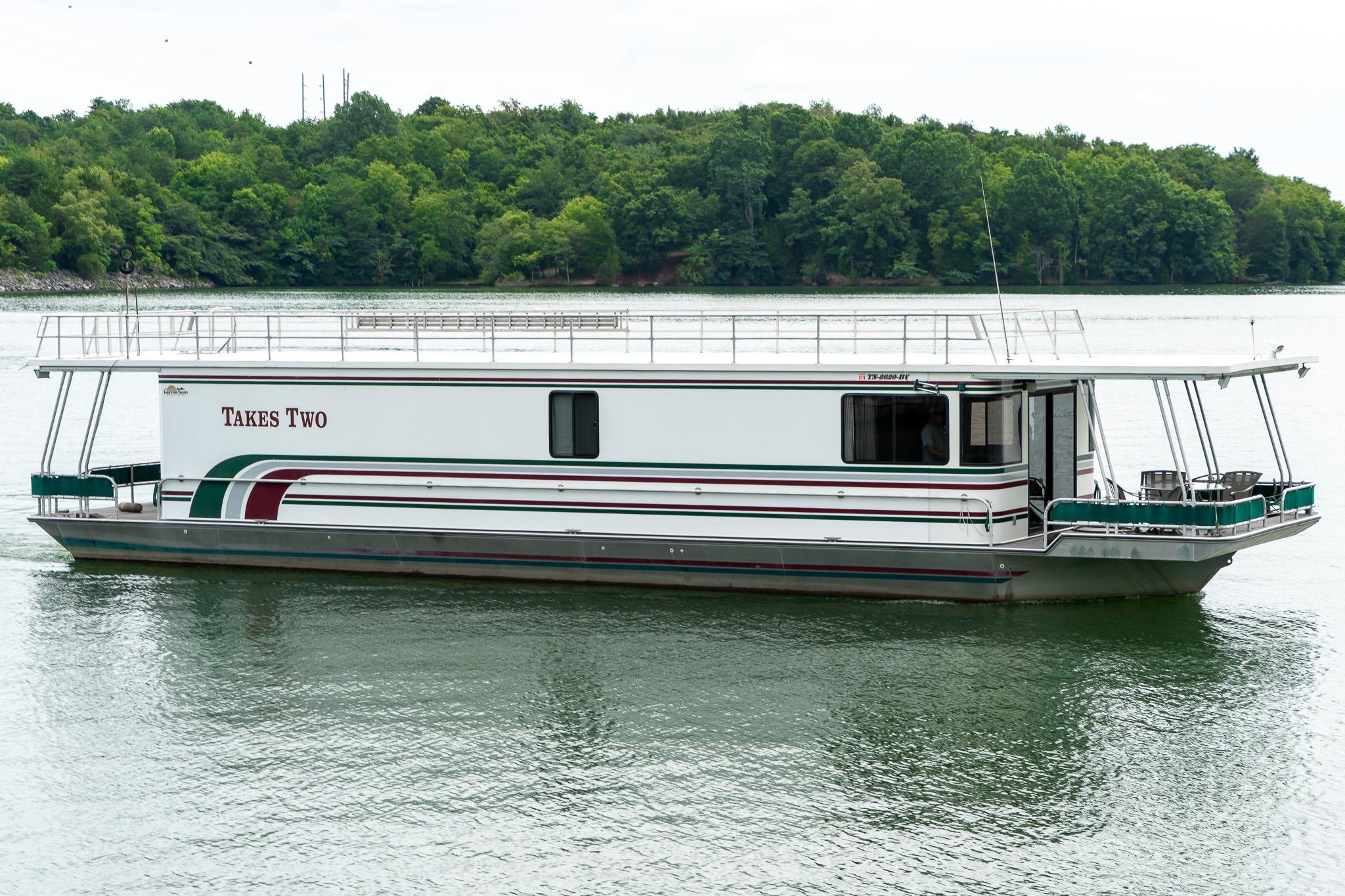 1995 Lakeview 62 x 14 Widebody Houseboat