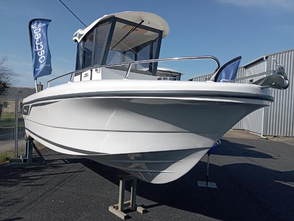 Ocqueteau OSTREA 600 TIMONIER