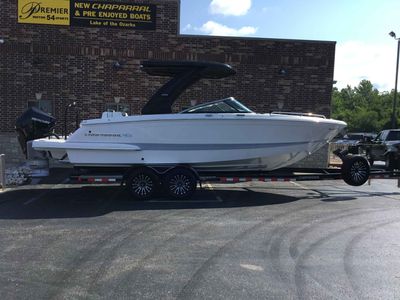 Chaparral 270 OSX 2025 Chaparral 270 OSX boat on trailer at dealership, Lake of the Ozarks.