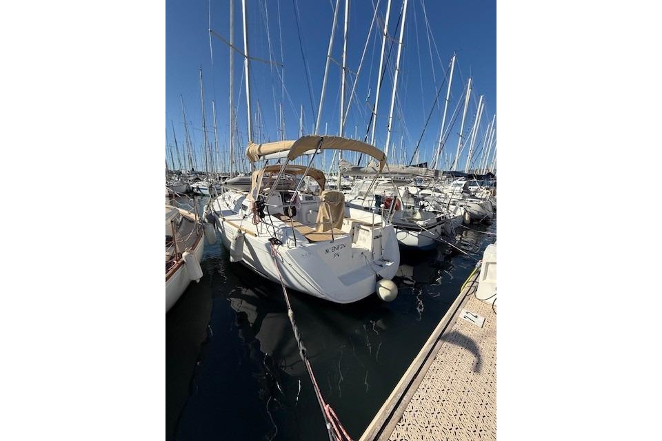 2010 Dufour 325 Grand Large