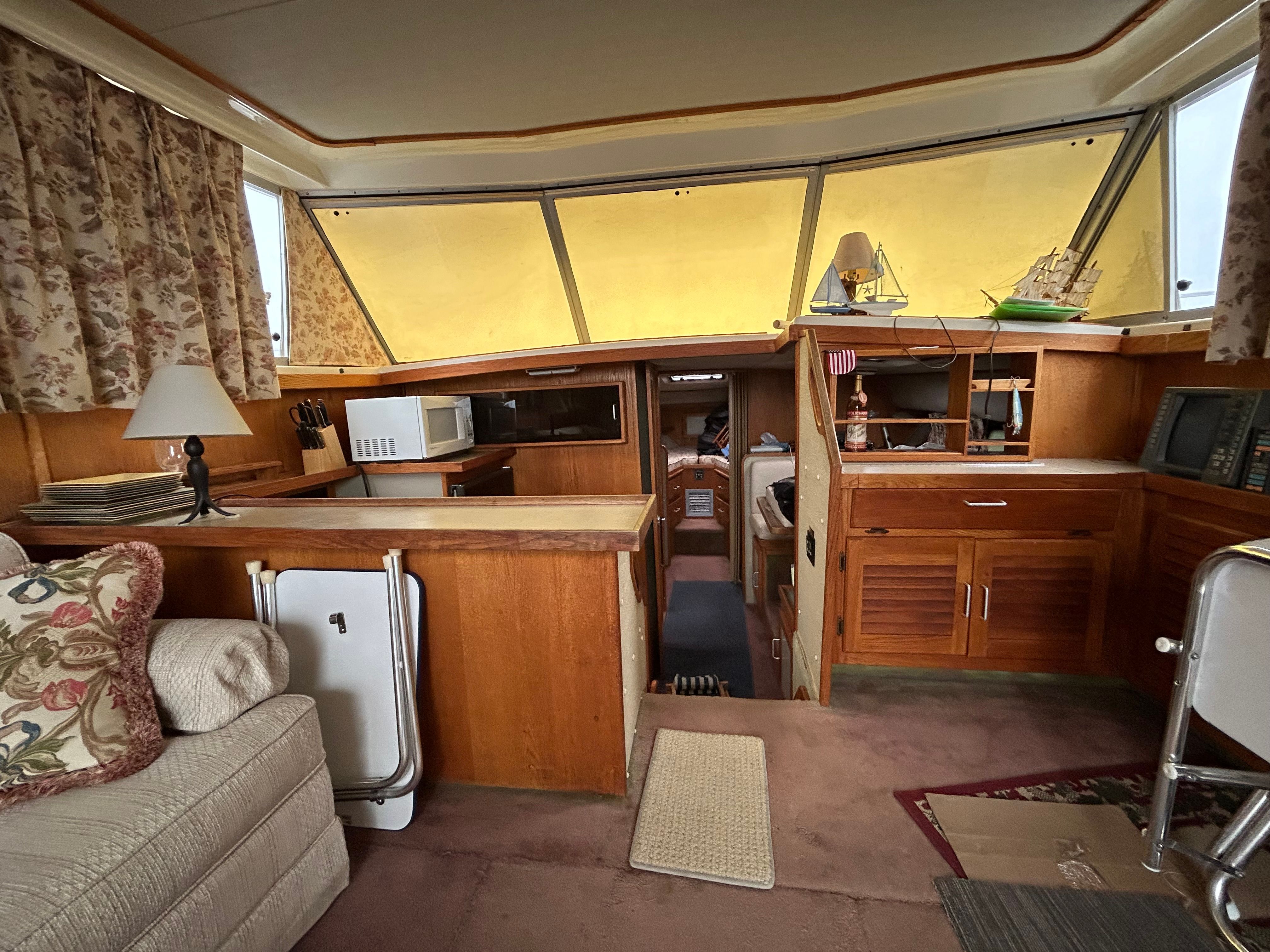 1985 Silverton CONVERTIBLE 37