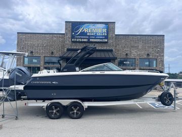 2023 Chaparral 250 OSX