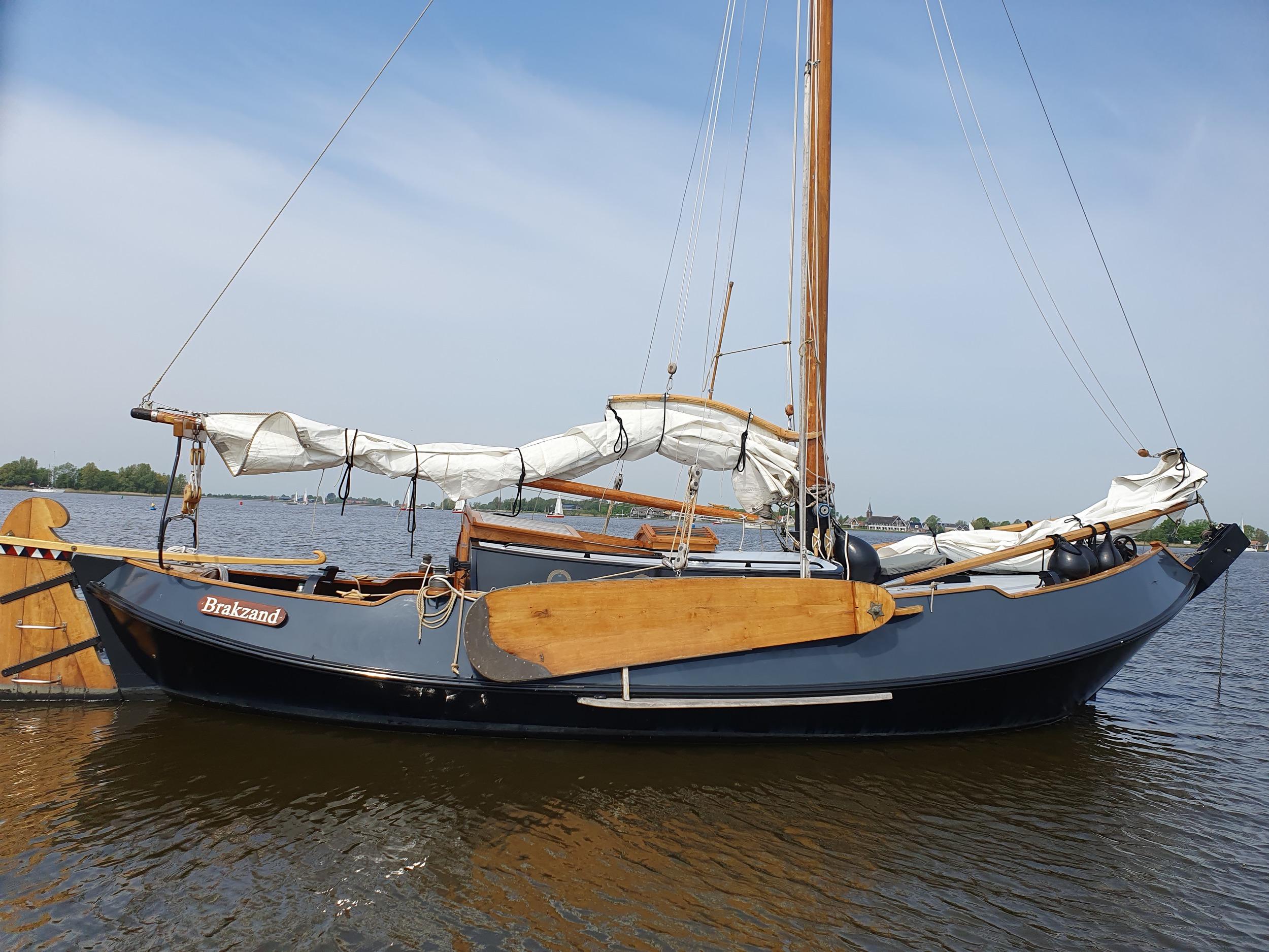 1977 VREEDENBURGH SCHOKKER 10.75