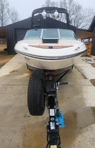 2017 Chaparral 19 H2O Sport